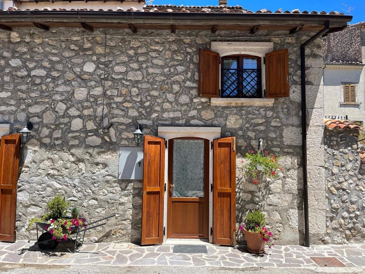 Baita Delle Rocche Rocca di Mezzo Exterior photo